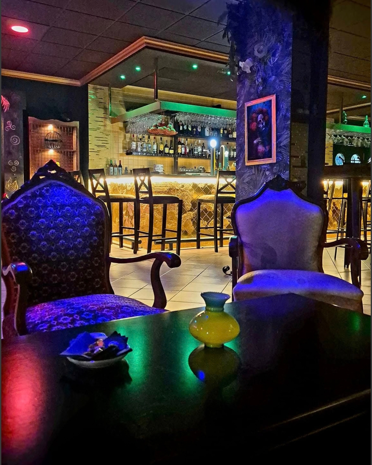 Interior, mesas y color